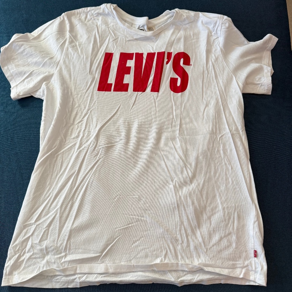 XL LEVI white Tee Shirt